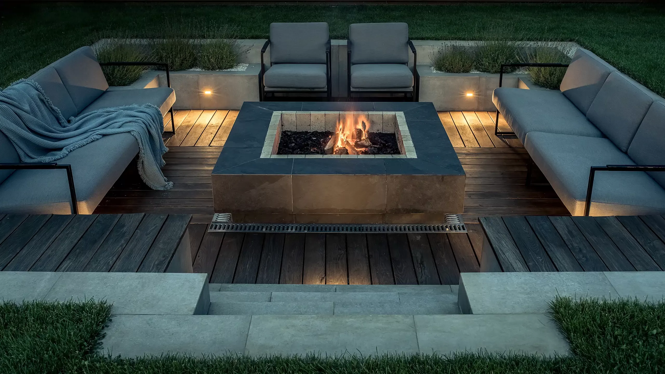 Outdoor Fireplaces